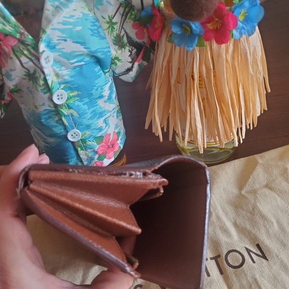 🤩SOLD🤩Authentic guaranteed Louis Vuitton wallet - Picture 7 of 7